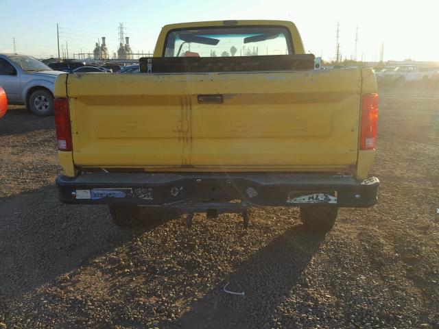 1FDHF28GXCRA21447 - 1982 FORD F250 YELLOW photo 6