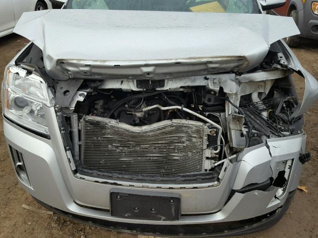 2GKALSEK2D6332122 - 2013 GMC TERRAIN SL SILVER photo 7