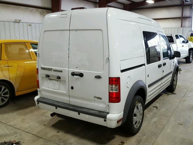 NM0LS7BN0DT169123 - 2013 FORD TRANSIT CO WHITE photo 4