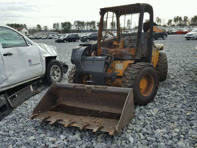 SLP520405E1012695 - 2005 OTHE JCB 520-40 YELLOW photo 2