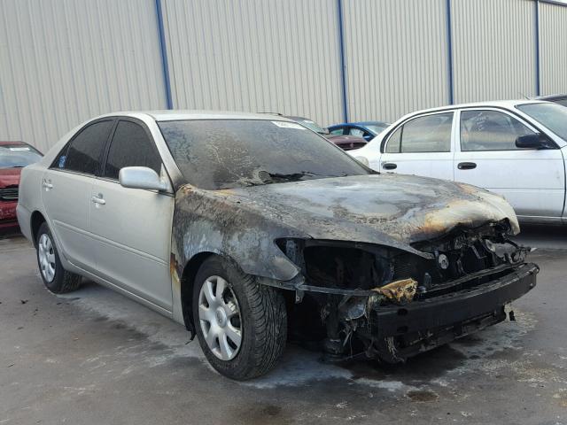 4T1BE32K13U765320 - 2003 TOYOTA CAMRY LE SILVER photo 1