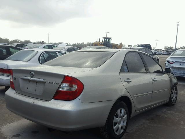 4T1BE32K13U765320 - 2003 TOYOTA CAMRY LE SILVER photo 4