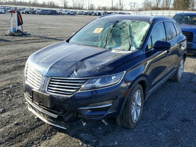 5LMTJ2AH1FUJ27974 - 2015 LINCOLN MKC BLUE photo 2