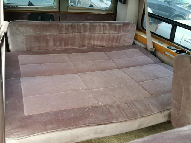 1GBFG15R5V1103780 - 1997 CHEVROLET EXPRESS G1 BEIGE photo 9