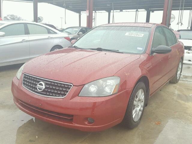 1N4AL11D85C955983 - 2005 NISSAN ALTIMA S RED photo 2