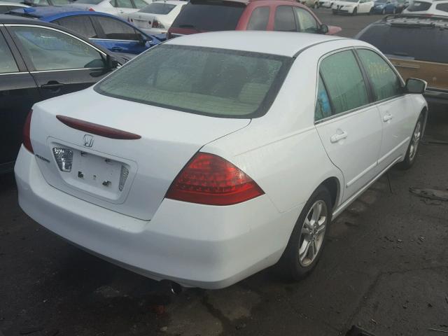 1HGCM56346A109680 - 2006 HONDA ACCORD SE WHITE photo 4