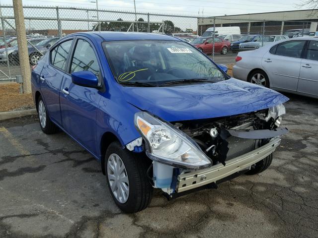 3N1CN7AP7HL891019 - 2017 NISSAN VERSA S BLUE photo 1