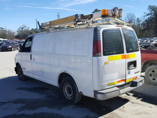 1GCFG25W4Y1166641 - 2000 CHEVROLET EXPRESS G2 WHITE photo 3