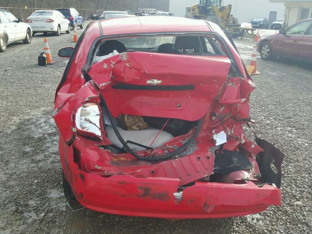 KL1TD56676B568227 - 2006 CHEVROLET AVEO BASE RED photo 9