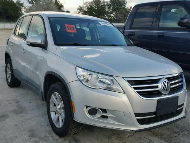 WVGBV7AX1AW537176 - 2010 VOLKSWAGEN TIGUAN SE SILVER photo 1