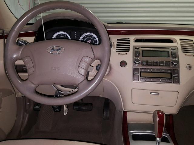 KMHFC46D68A320606 - 2008 HYUNDAI AZERA GLS BEIGE photo 9