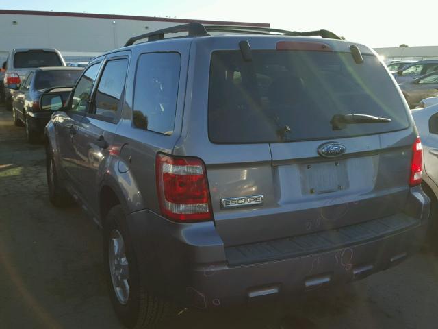 1FMCU03148KA24643 - 2008 FORD ESCAPE XLT GRAY photo 3