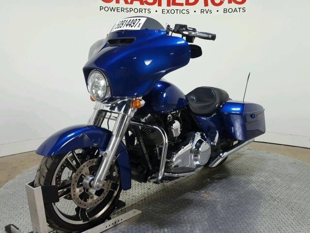 1HD1KBM13FB672448 - 2015 HARLEY-DAVIDSON FLHX STREE BLUE photo 4