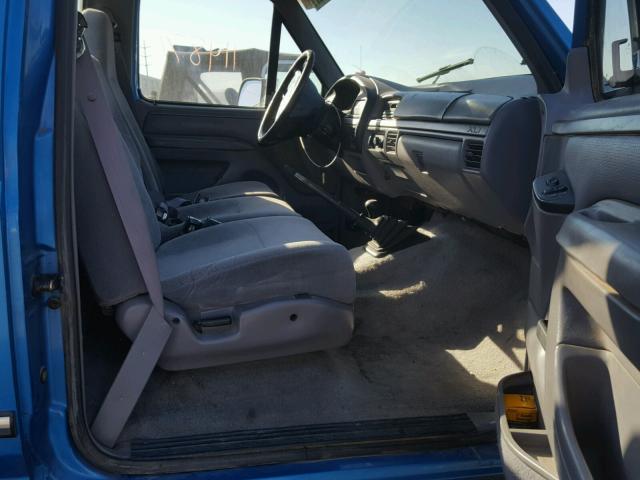 1FTEF14Y0SLB21221 - 1995 FORD F150 BLUE photo 5