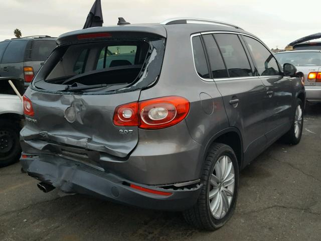 WVGAV7AX6AW533216 - 2010 VOLKSWAGEN TIGUAN S GRAY photo 4