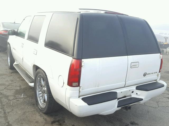 1GYEK63R7YR221769 - 2000 CADILLAC ESCALADE L WHITE photo 3