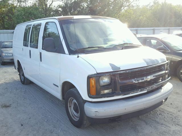 1GCEG15W311174211 - 2001 CHEVROLET EXPRESS G1 WHITE photo 1