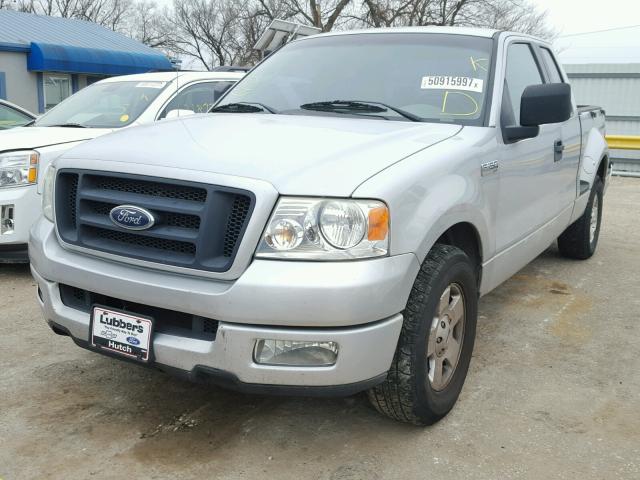 1FTRX02W05KC49656 - 2005 FORD F150 SILVER photo 2