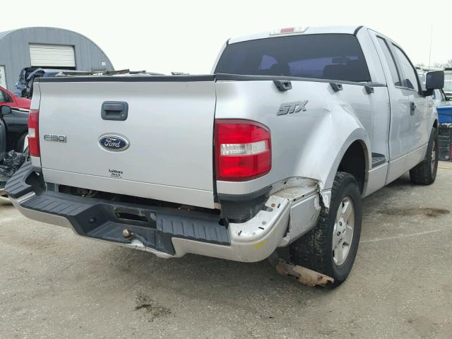 1FTRX02W05KC49656 - 2005 FORD F150 SILVER photo 4