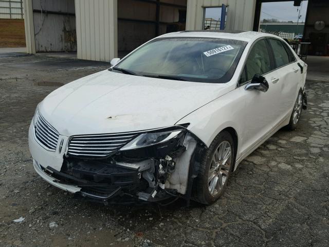 3LN6L2LU8ER836282 - 2014 LINCOLN MKZ HYBRID WHITE photo 2