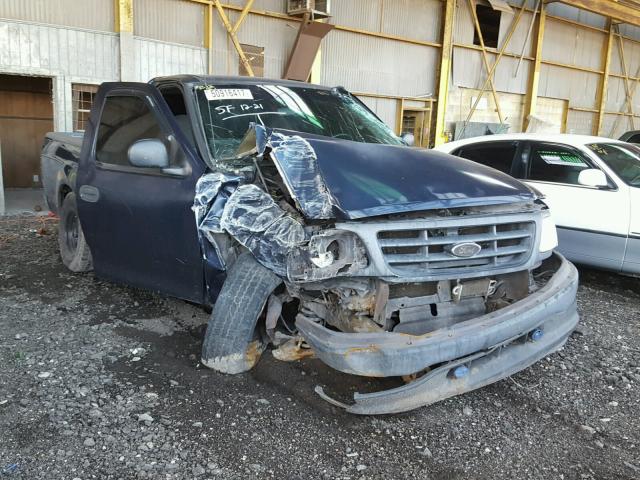 1FTRF17202NB79827 - 2002 FORD F150 BLUE photo 1