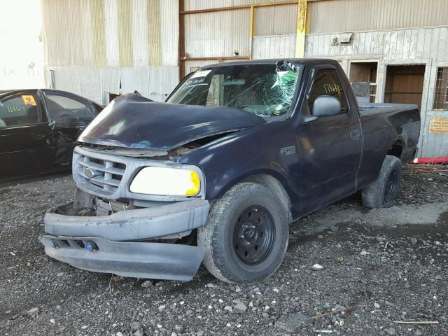 1FTRF17202NB79827 - 2002 FORD F150 BLUE photo 2