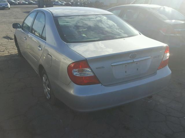 4T1BE32K04U355285 - 2004 TOYOTA CAMRY LE SILVER photo 3