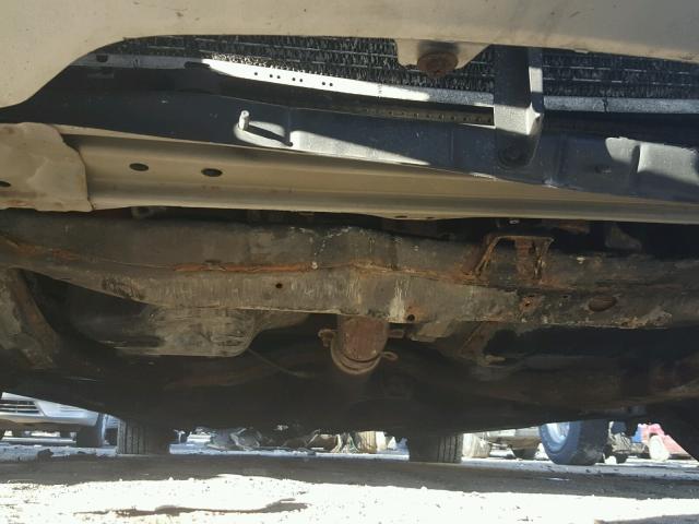 4T1BE32K04U355285 - 2004 TOYOTA CAMRY LE ვერცხლისფერი ფოტო 9