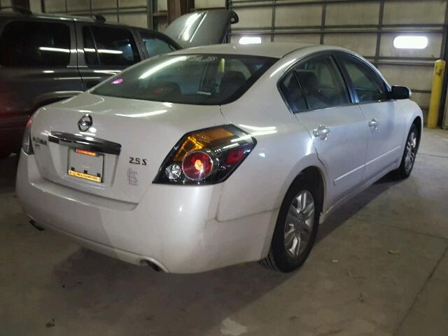 1N4AL2AP5AN511491 - 2010 NISSAN ALTIMA BAS WHITE photo 4