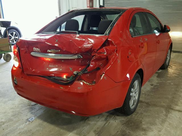 1G1JC5SH0E4161940 - 2014 CHEVROLET SONIC LT RED photo 4