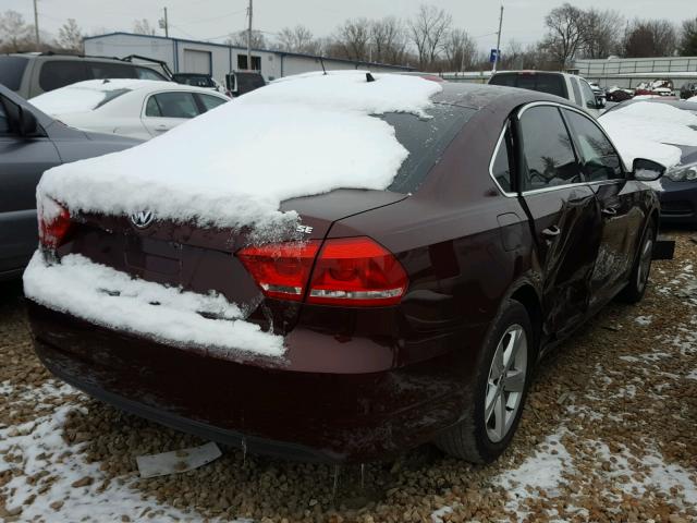 1VWBH7A30CC047547 - 2012 VOLKSWAGEN PASSAT SE MAROON photo 4