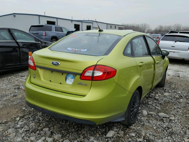 3FADP4BJ3DM207789 - 2013 FORD FIESTA SE GREEN photo 4