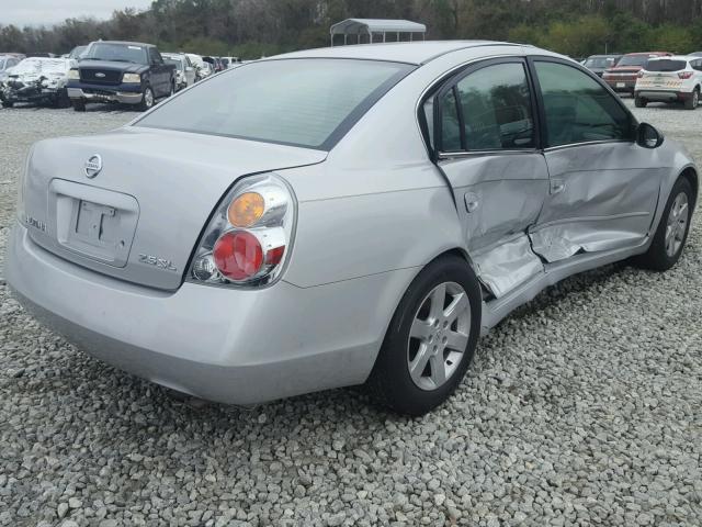 1N4AL11E22C165700 - 2002 NISSAN ALTIMA BAS SILVER photo 4