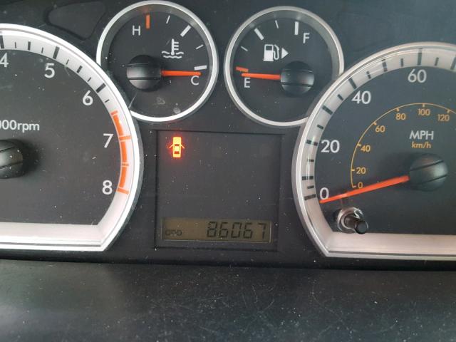 KL1TD5DE2AB114664 - 2010 CHEVROLET AVEO LS SILVER photo 8