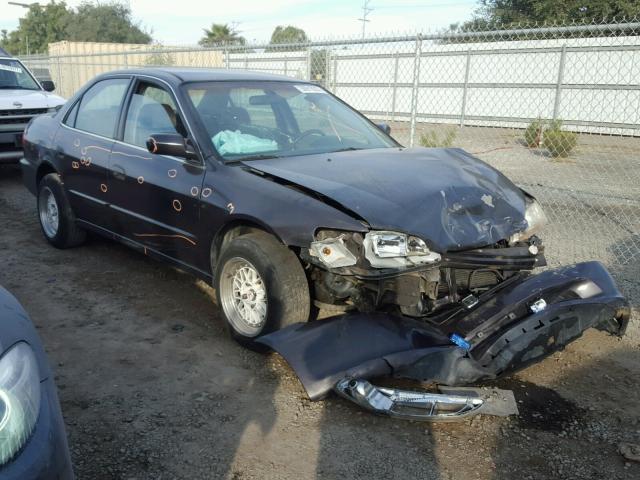 1HGCG5648WA004253 - 1998 HONDA ACCORD LX BLACK photo 1