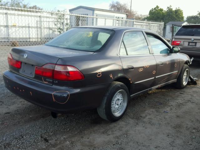 1HGCG5648WA004253 - 1998 HONDA ACCORD LX BLACK photo 4