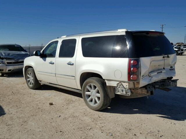 1GKS2MEF1BR370920 - 2011 GMC YUKON XL D WHITE photo 3