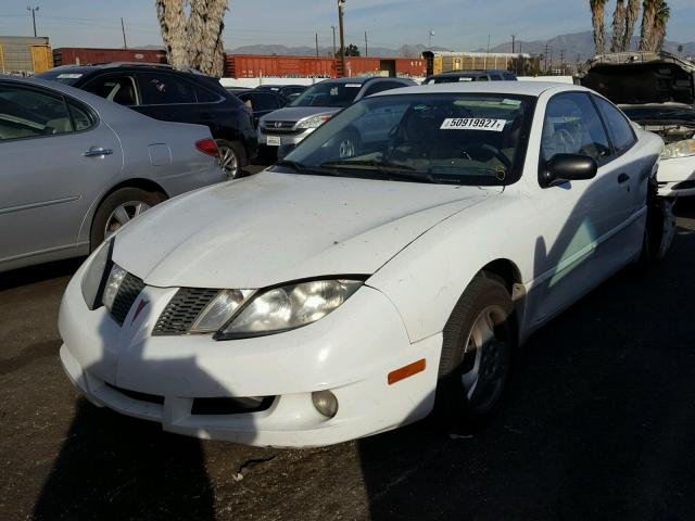 1G2JB12F537272694 - 2003 PONTIAC SUNFIRE WHITE photo 2