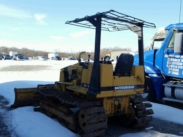 BD2G2B10172687037 - 1997 MITSUBISHI D2650 TRAC YELLOW photo 3