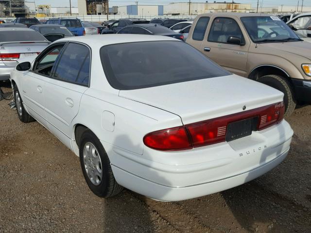 2G4WB52K2Y1236242 - 2000 BUICK REGAL LS WHITE photo 3