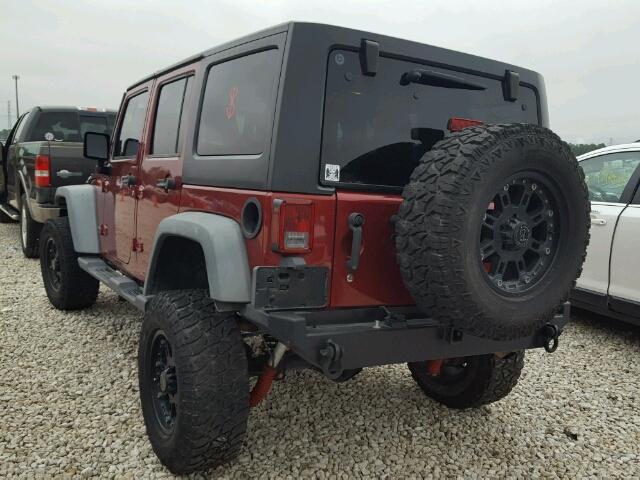 1J4BA3H12BL524864 - 2011 JEEP WRANGLER U MAROON photo 3