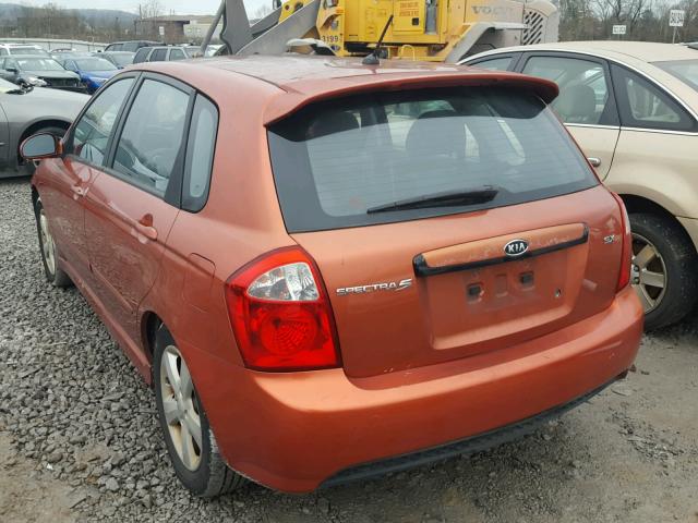 KNAFE161385021194 - 2008 KIA SPECTRA5 5 ORANGE photo 3