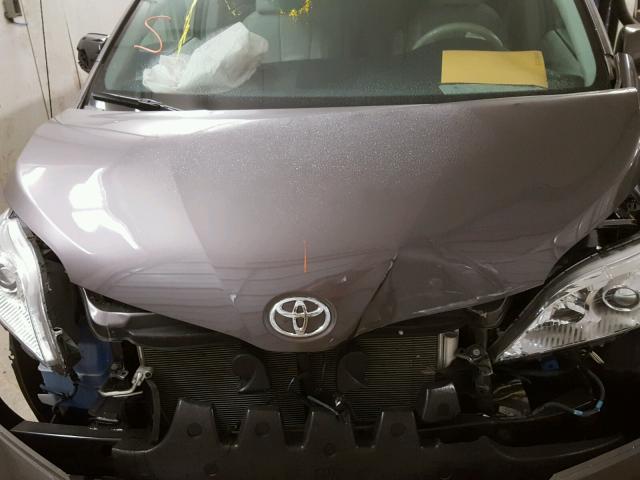 5TDYK3DCXES503509 - 2014 TOYOTA SIENNA XLE BROWN photo 7