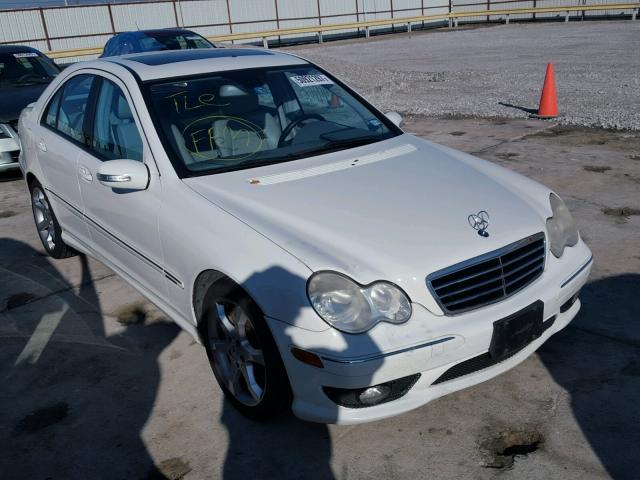 WDBRF52H37F911967 - 2007 MERCEDES-BENZ C 230 WHITE photo 1