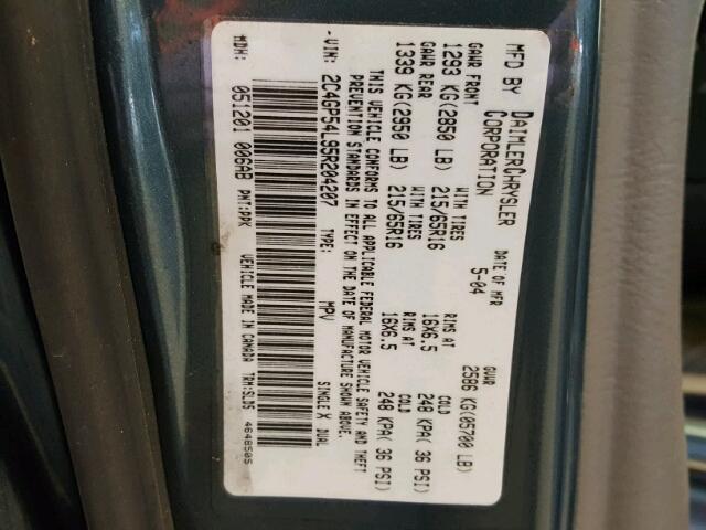 2C4GP54L95R204207 - 2005 CHRYSLER TOWN & COU GREEN photo 10