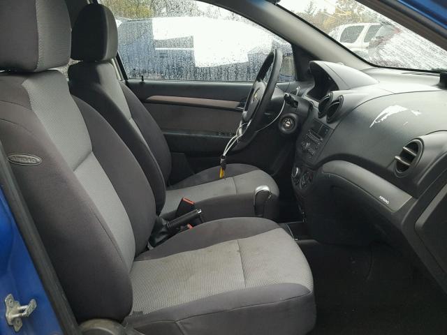 KL1TD66E89B311112 - 2009 CHEVROLET AVEO LS BLUE photo 5