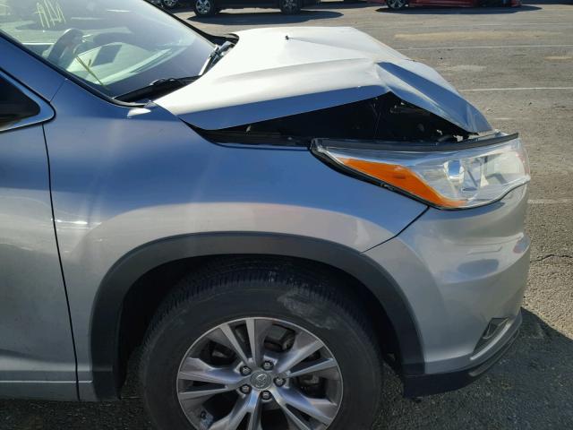 5TDKKRFHXES008065 - 2014 TOYOTA HIGHLANDER SILVER photo 9