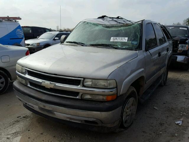 1GNEC13V54R182765 - 2004 CHEVROLET TAHOE C150 SILVER photo 2