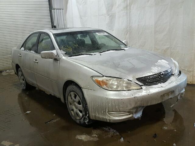 4T1BE32K92U523518 - 2002 TOYOTA CAMRY LE SILVER photo 1