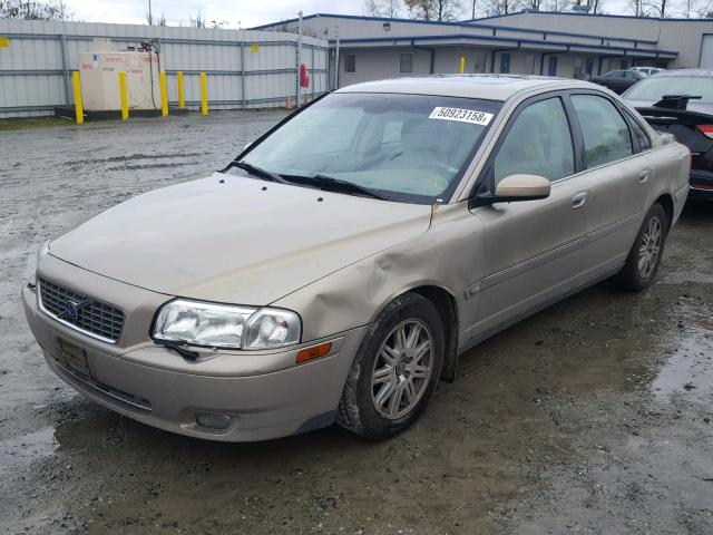 YV1TS592351404043 - 2005 VOLVO S80 2.5T SILVER photo 2